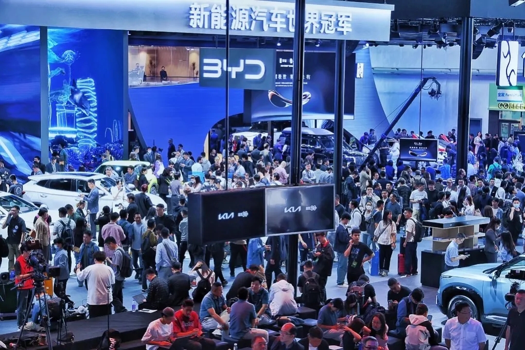 <a href=http://www.tw5z.cn/news/2405200925948.html target=_blank class=infotextkey>PCB設計</a>優化助力汽車行業的繁榮與活力